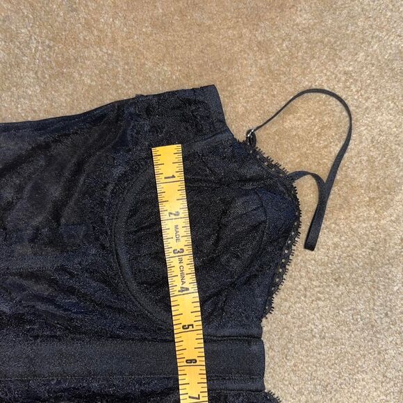 NWT Cami NYC Riona Lace Mesh Corset Bodysuit in Black Sz 4 - Picture 6 of 7